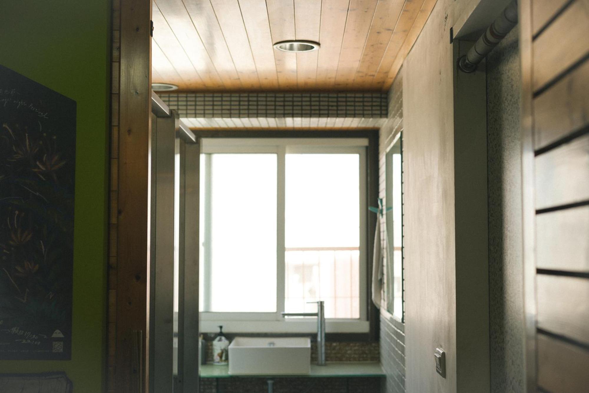 טאינאן Loft18 Hostel מראה חיצוני תמונה